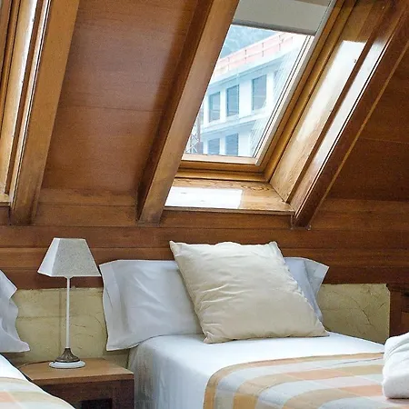 Roc Blanc & 4* Andorra la Vella